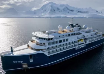 Condena a una armadora en Las Palmas a devolver 1,08 millones por un crucero zombi