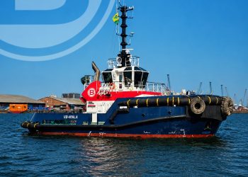 Boluda Towage abandera en Granadinas sus nuevos remolcadores para Costa de Marfil