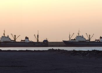 Rusia consolida su presencia en Tarfaya mientras en Las Palmas frenan la presencia de la conexión con Fuerteventura