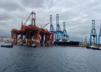 Dolphin Drilling esquiva los números rojos mientras retiene el Borgland Dolphin en el puerto de Las Palmas