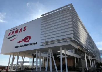 Naviera Armas (Baleària) es la empresa española con mayor riesgo de impago según Moody’s
