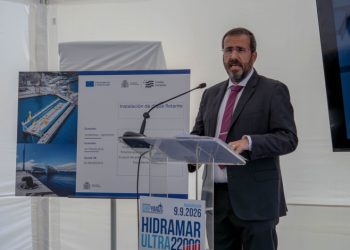 Vídeo: La rajada contra CC y PP en la inauguración del dique flotante de Tenerife Shipyards