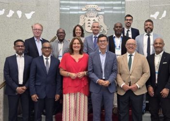 Los puertos de Canarias reactivan el eje atlántico en la Seatrade 2026 frente a la presión fiscal europea