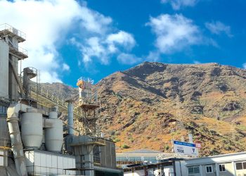 Votorantim logra una prórroga de 15 años en el Puerto de Tenerife capital para ampliar su planta de Clinker